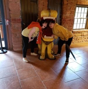 Meet your Posher, Kelli